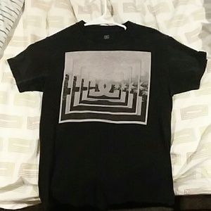 DC black and white graphic tee